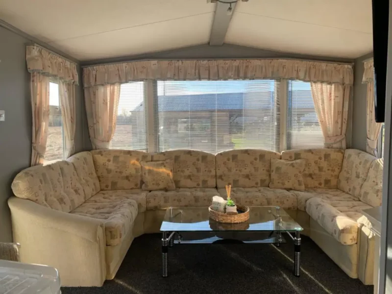 Luxury 36ft 2 bedroom mobile home