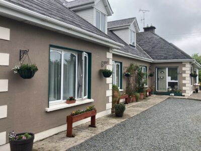 Killurin Lodge B & B