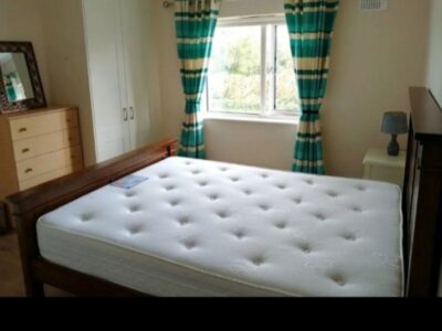 3 Double Rooms available 30mins from Wexford Town. On bus and train route.